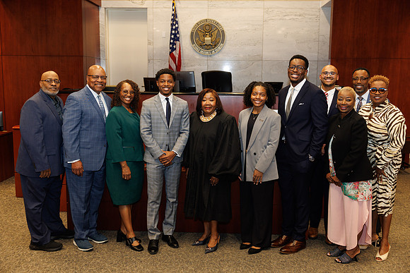 Robert Morris Swear In Tampa-252