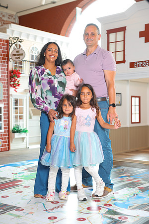 Fatima Family Portraits Tampa Fire Museum-15