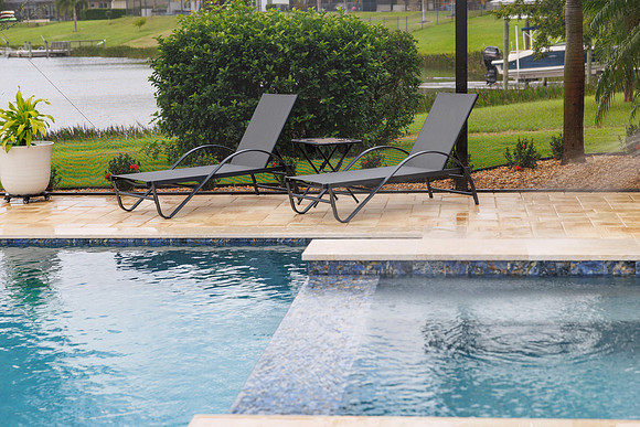Larsen's Merz Pool Riverview Details-6