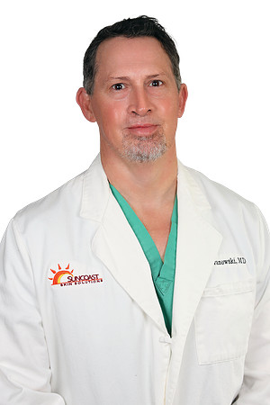 Chris Ewanowski 4 no bg