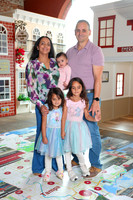 Fatima Family Portraits Tampa Fire Museum Edit-13
