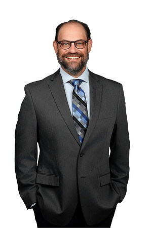 Lowell Walters Headshot White 3