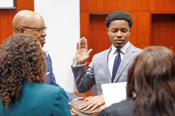 Robert Morris Swear In Tampa-198