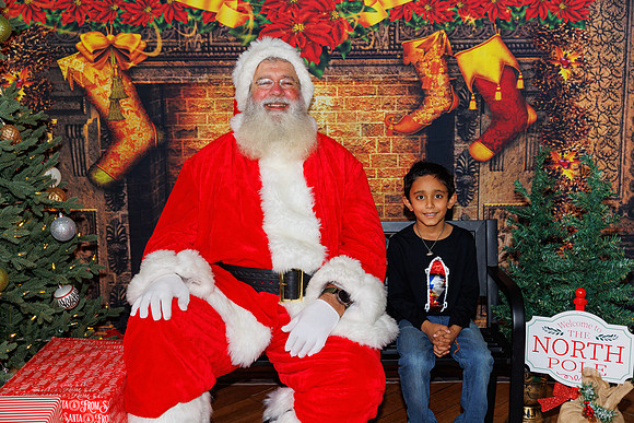 Live Oak Christmas December 14th 2024-50