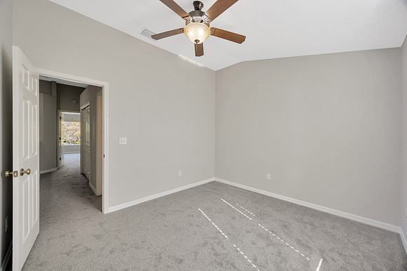 April 11246 Windsor Place-25