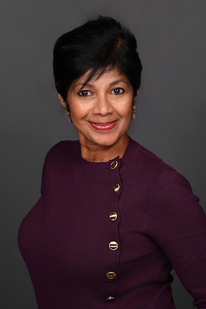 Vinita Witanachichi Headshot-1