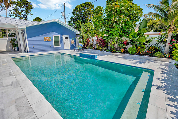 Larsen's Pool 319 Bailey St Safety Harbor-22