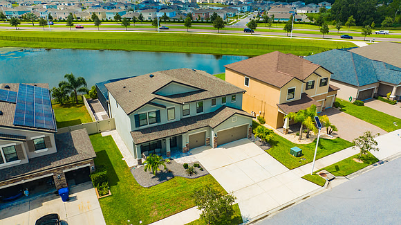 Amanda 8085 Lago Mist Way-3