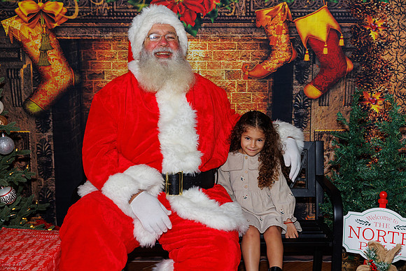Live Oak Christmas December 14th 2024-23