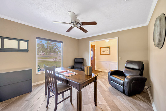 Lynn Davis 11019 Hannaway Dr.-8