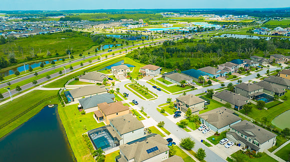 Amanda 8085 Lago Mist Way-13