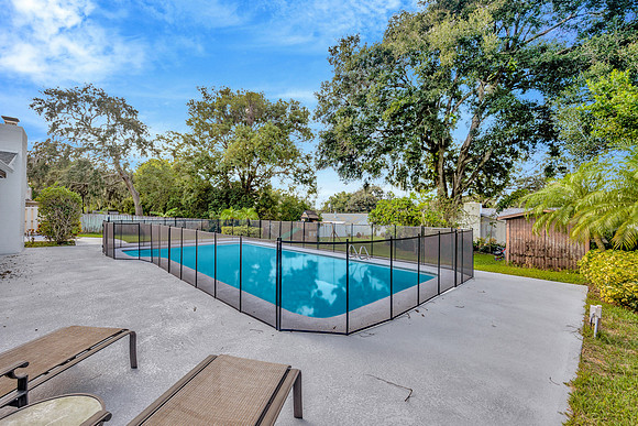 McKenzie 106 Crestview Dr. Pool-1