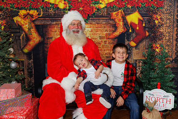 Live Oak Christmas December 14th 2024-6