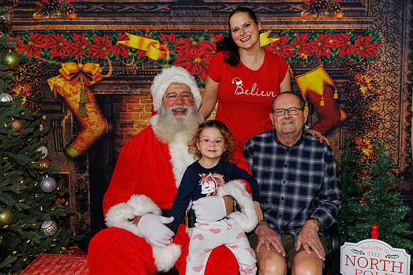 Live Oak Christmas December 14th 2024-59