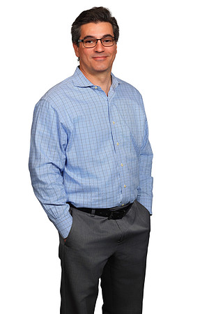 Dr. Gustavo Westin (21) White BG