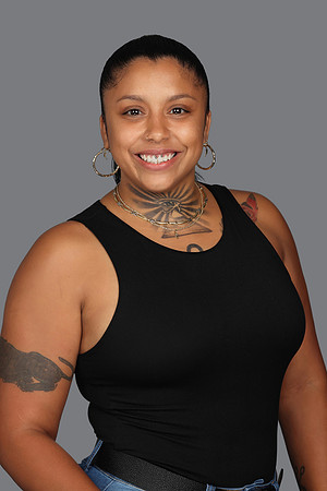 Pearl 2 Headshot Gray BG