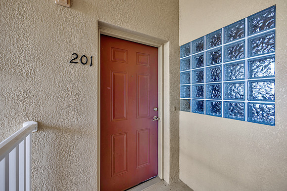 Zoey 9507 Grovesdale Cir #201-23