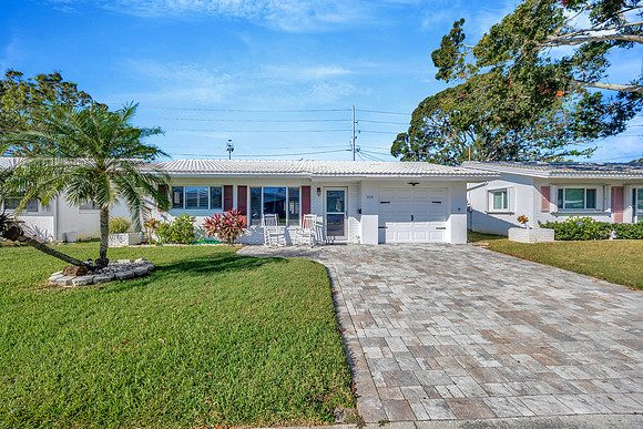 Jamie Stock 10174 45th Way-29