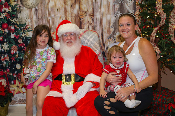 Mickey Keenan Pictures with Santa 2024-39