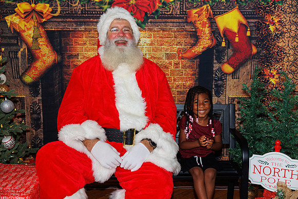 Live Oak Christmas December 14th 2024-67
