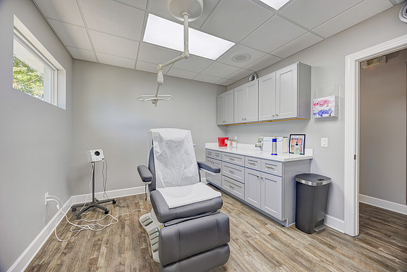 Suncoast Skin Lakeland Location-10