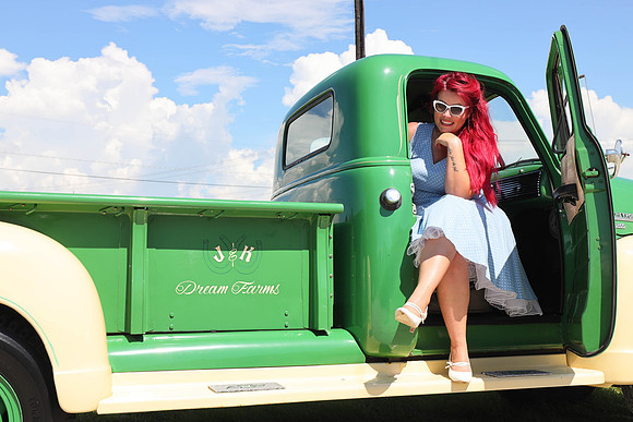 Julio Green Chevy-57
