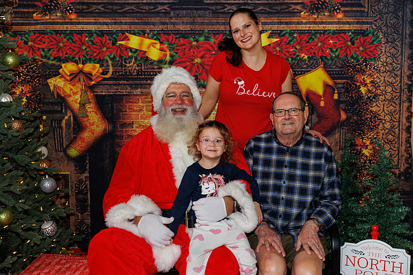 Live Oak Christmas December 14th 2024-60