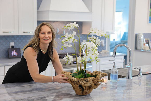 Sara Davis 702 Pickney Dr Portraits-19