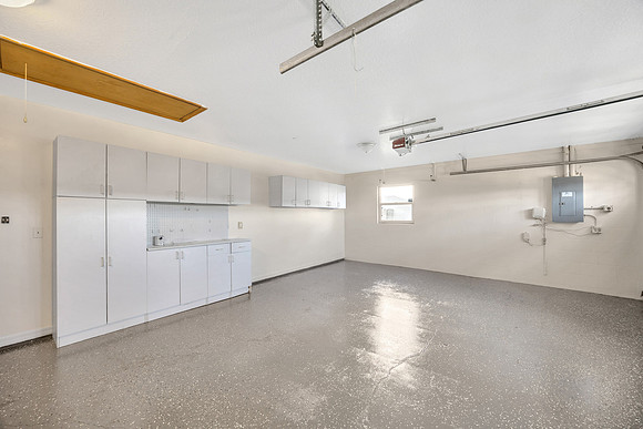 McKenzie Currie 4511 Oak River Dr.-11