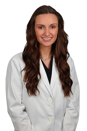 Jade Carbonelli 2 Headshot White Background