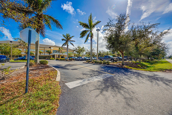 Suncoast Skin Punta Gorda Location-11