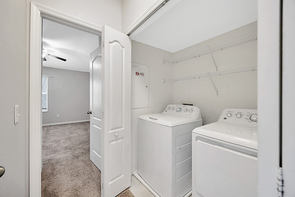 Brownlee Group 15780 Fishhawk Falls Dr.-16