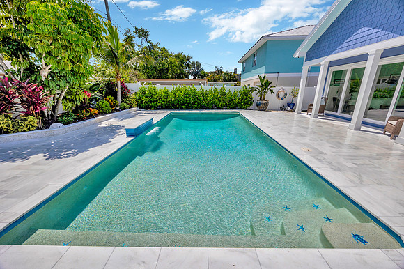 Larsen's Pool 319 Bailey St Safety Harbor-16