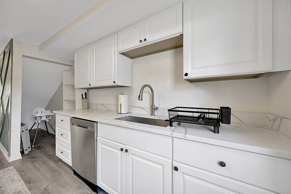 Shayla Vrandenburgh 1215 New Orleans Ave. Short Term Rental-33