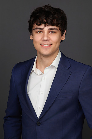 Dominick Dam Moffitt Headshot 2025-1