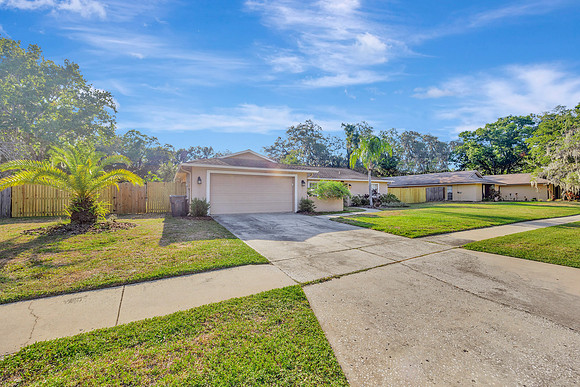 Curt 14918 Northwood Village Ln Front-1