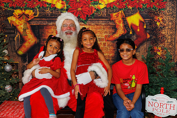 Live Oak Christmas December 14th 2024-88