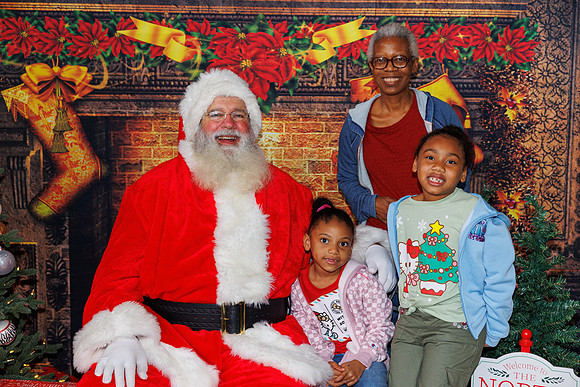 Live Oak Christmas December 14th 2024-29