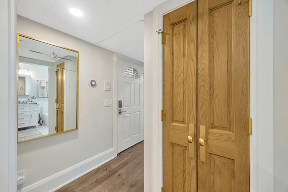 Onsite 1205 W. Horatio St.-24