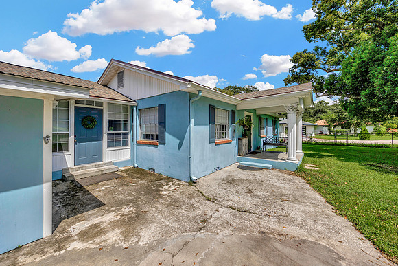Linda Urban 3113 W. Sligh Ave.-5