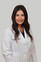Danielle Reimer Headshot Suncoast 4