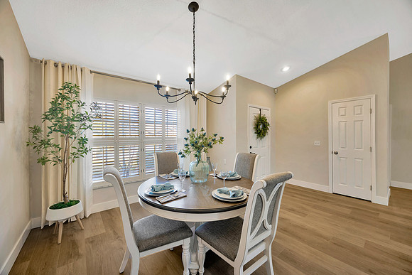 Lynn Davis 2409 Arborwood Dr.-20