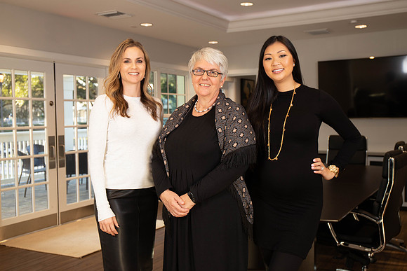 Angela & Dee Fl Executive Realty New Tampa-2