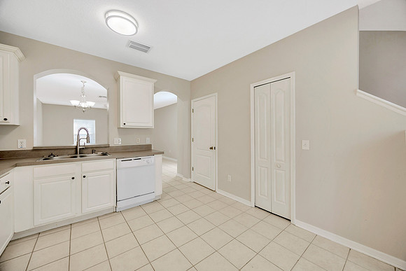 Brownlee Group 15780 Fishhawk Falls Dr.-2