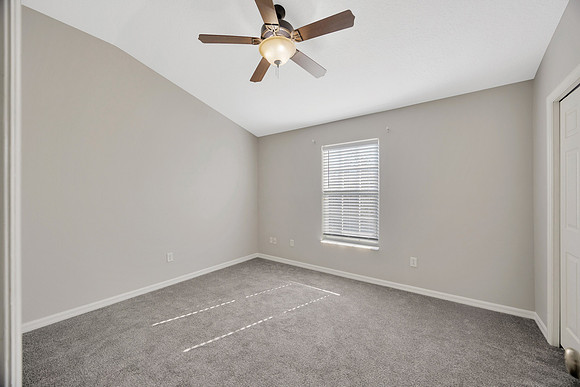 April 11246 Windsor Place-24