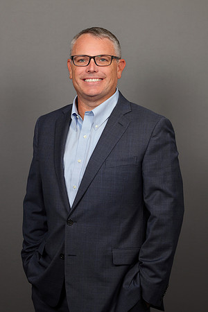 Robert Business Headshots-8