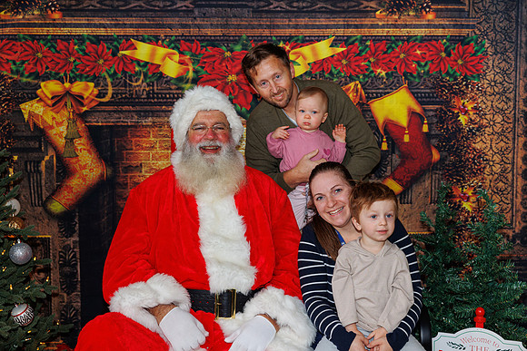 Live Oak Christmas December 14th 2024-38
