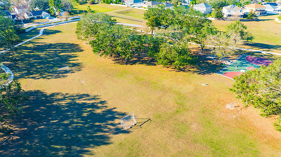 Lynn Davis 2409 Arborwood Dr.-86