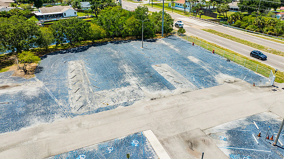 Paul Cross 5500 Memorial Hwy Aerial-43