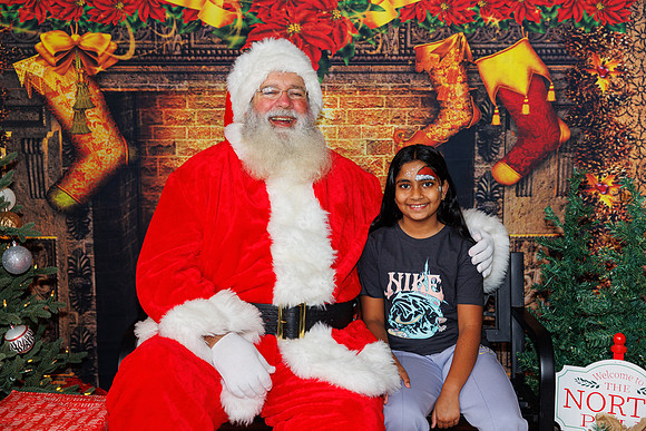 Live Oak Christmas December 14th 2024-21